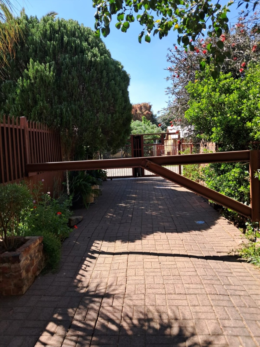 To Let  Bedroom Property for Rent in Fichardt Park Free State